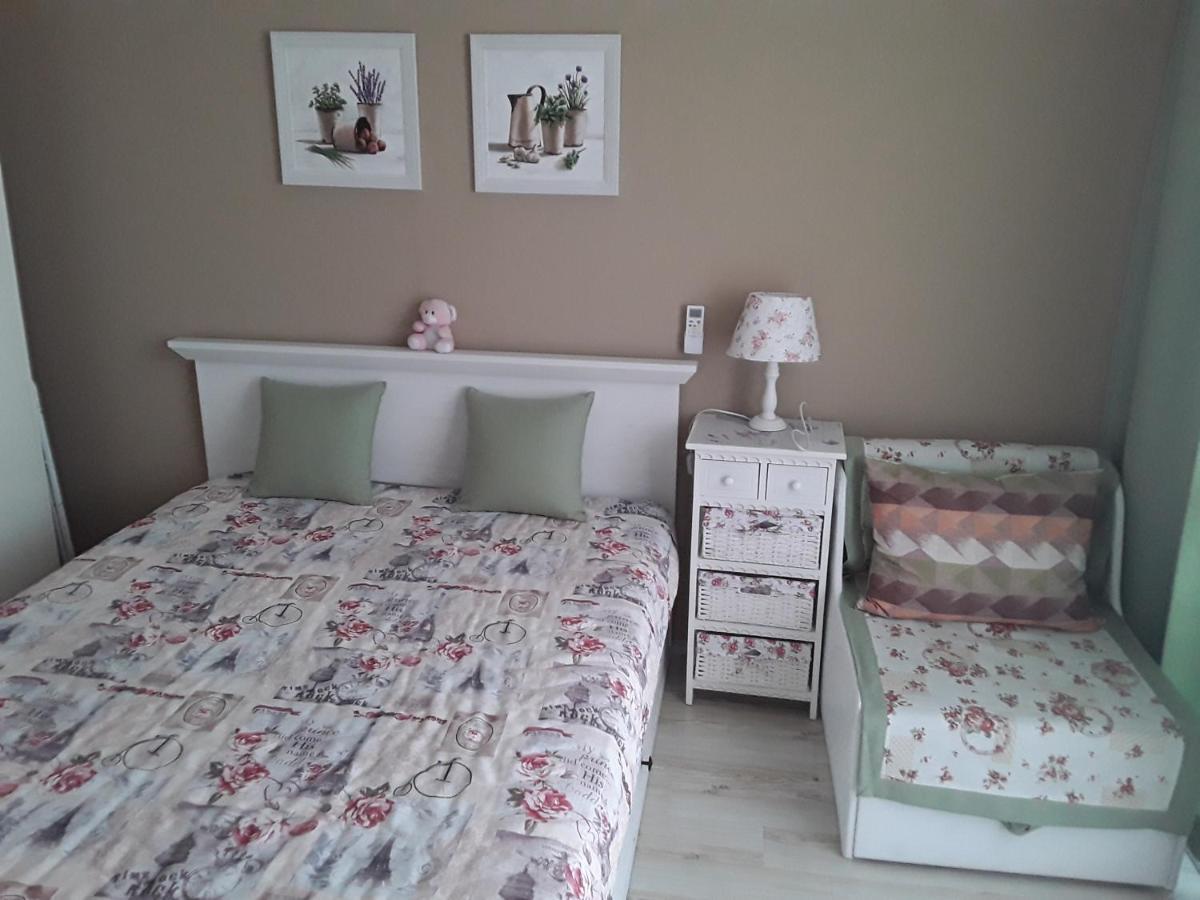 Private Room In Paradiso Nesebar Exterior foto